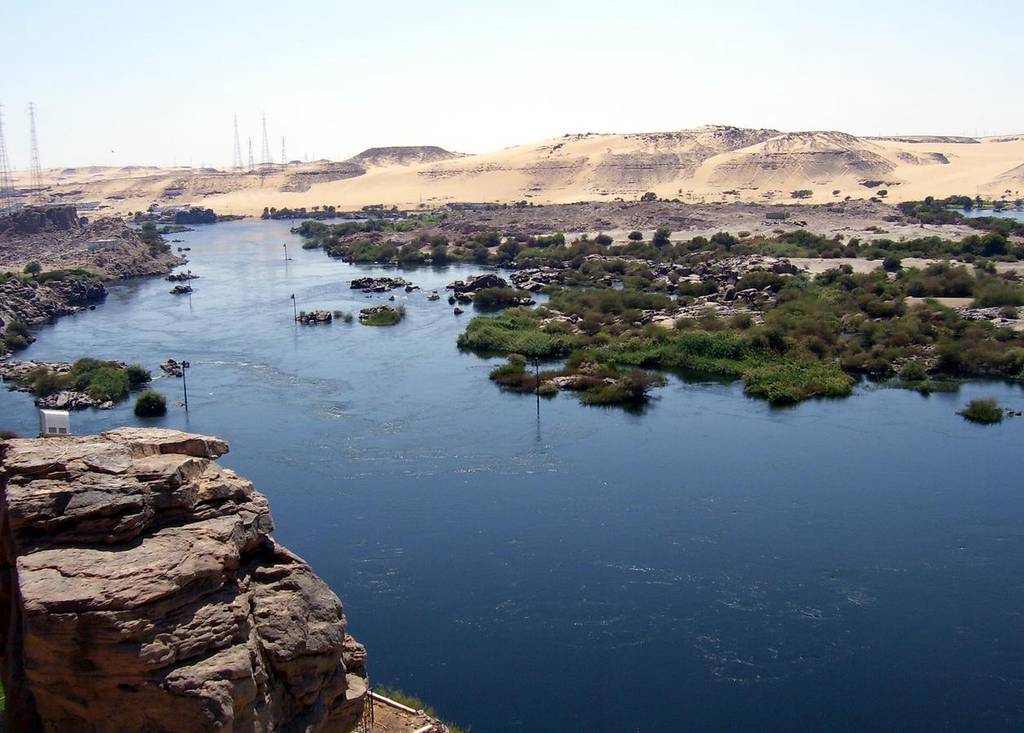 Sara Hotel Aswan  3*