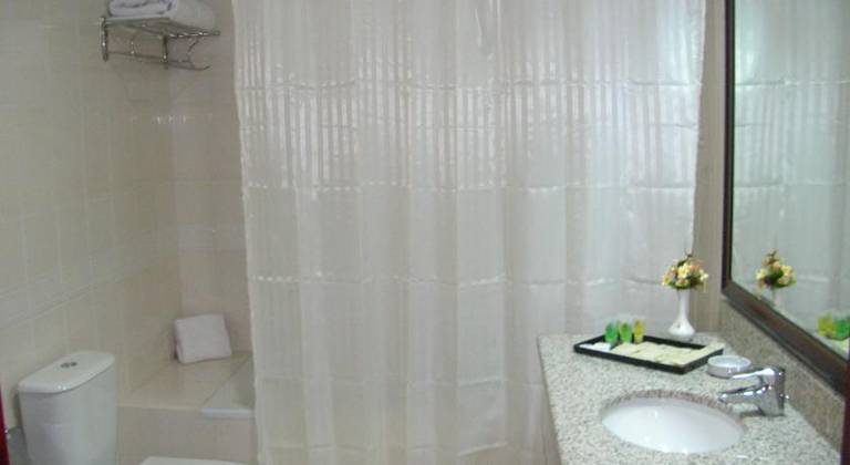 Al Thuraya Hotel 