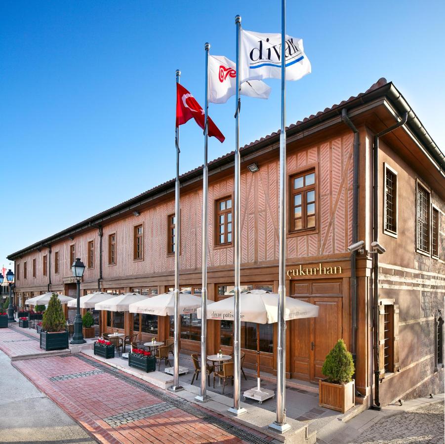 Divan Cukurhan, Ankara