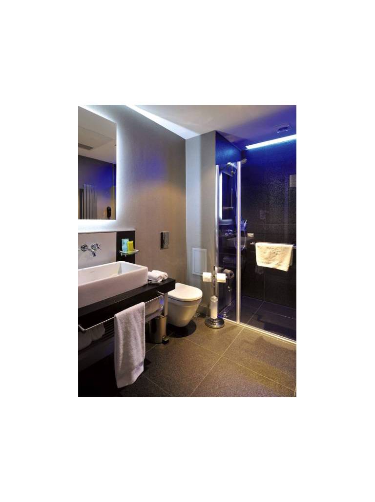 Vernazza Suites