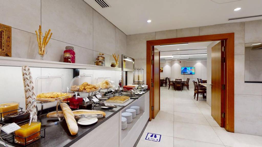 Ayass Hotel 4*