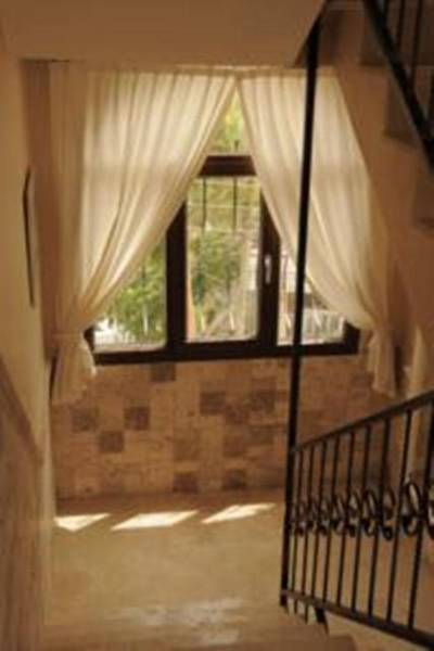 Og-Erim Hotel
