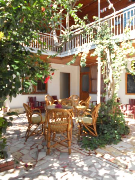 Ozden Pension 
