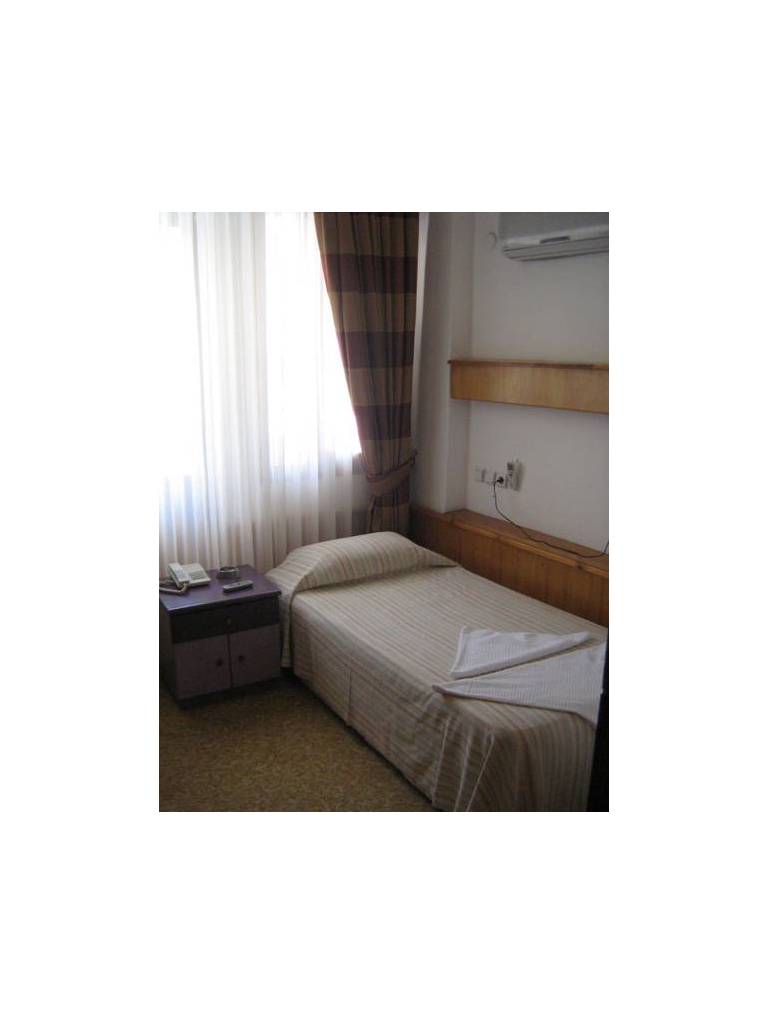 Yuksel Hotel 