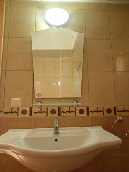 Maviev Hotel