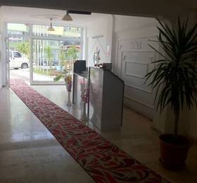 Flash Hotel  в Белеке