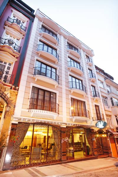 Rast Hotel