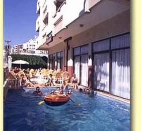 Dias Hotel  в Кушадасах