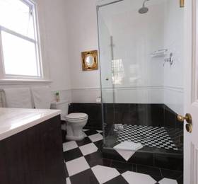 Kingslyn Boutique Guest House  в Кейптауне