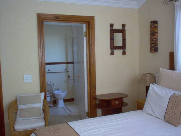 Swiss Cottage Guest House  ЮАР, Кейптаун