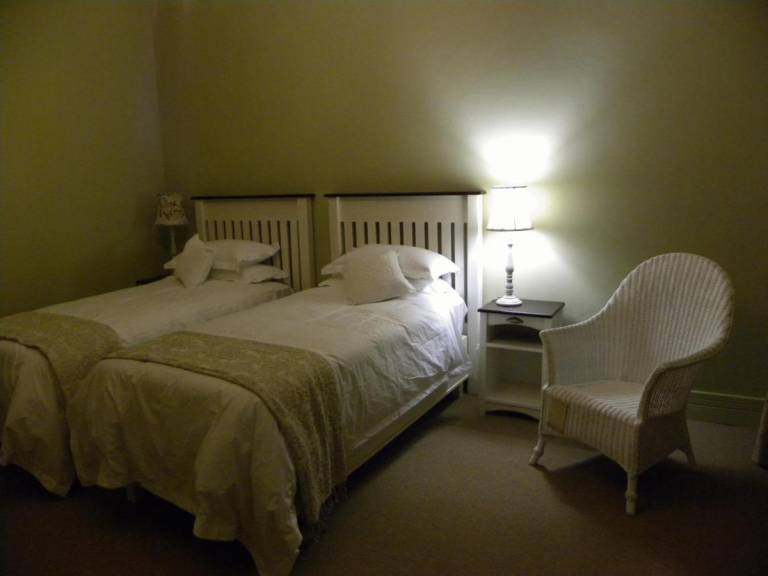 Olive Hill Country Lodge 