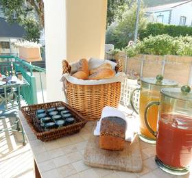 Maartens Guesthouse  в Кейптауне