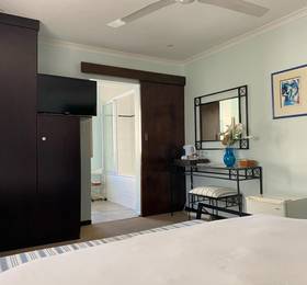 Olaf's Guest House  в Кейптауне