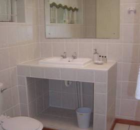 Four Pines Lodge  в Херманусе