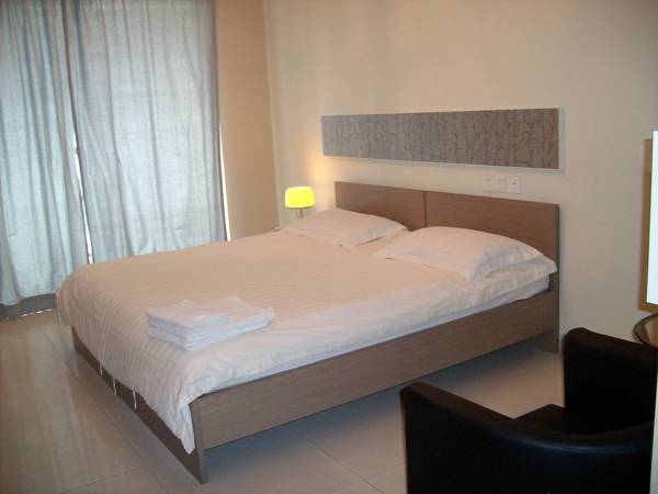 Guangzhou She&He Hotel (Berlin Home World Hotel Apartment) 