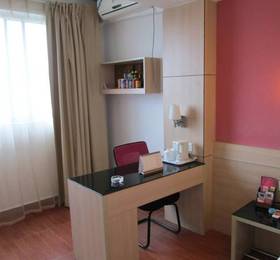 Wes Fashion Hotel Quanzhou Radio and Television Shop  в Цюаньчжоу