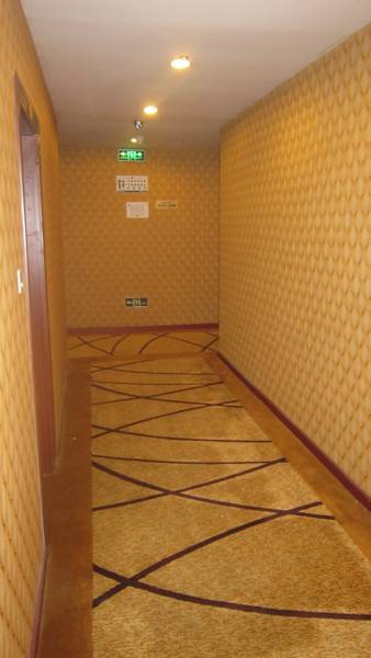 Chongqing Yangguang Express Hotel(Yangjiaping) 