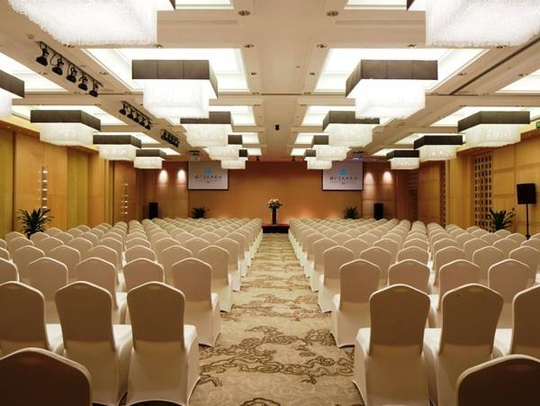 Grand Skylight Hotel Yueyang Dongmaoling Road  4* Китай, Юэян