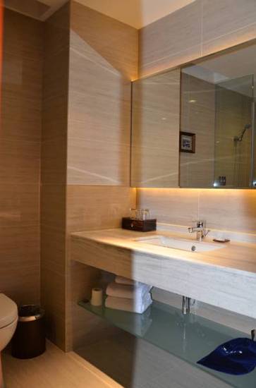 Degas Hotel (Wuhan Optics Valley Branch)  4* Китай, Ухань