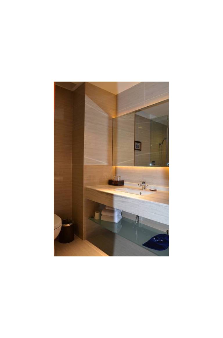Degas Hotel (Wuhan Optics Valley Branch) 