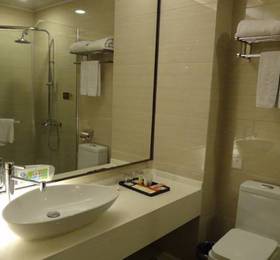 Отдых в Vienna Hotel Wuxi Ling Mountain Tai Lake  - Китай, Уси