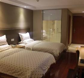Туры в Yingshang Jinyi Hotel (Dade Road Branch)  в Китае