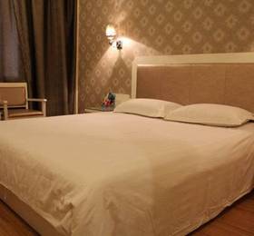 Wei Bo Hotel-South Train Station Branch  в Шанхае