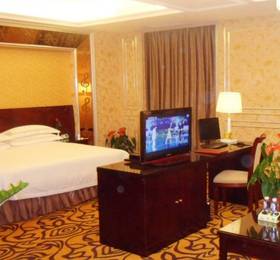 Vienna Hotel Guangzhou Fanyu Changlong  в Гуанчжоу