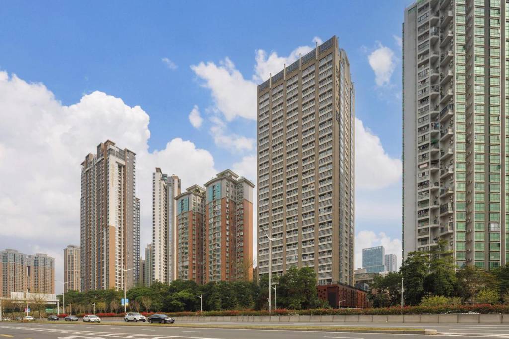 Sunflower Hotel & Residence, Shenzhen 4*