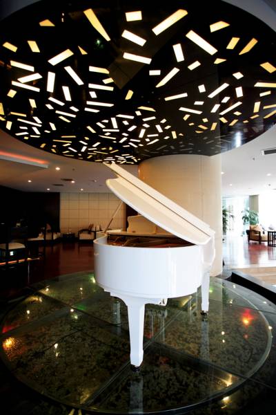 Rong Impression International Hotel  4*
