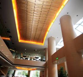 Rong Impression International Hotel  в Чэнду
