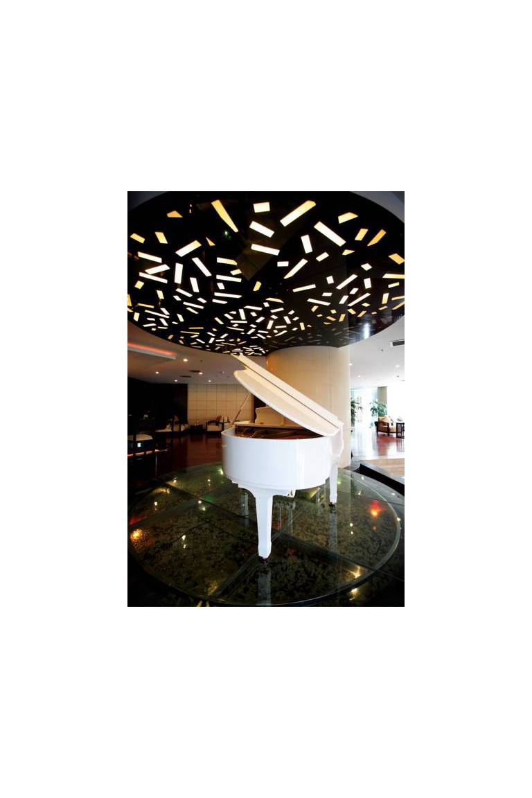 Rong Impression International Hotel 