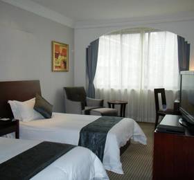 Rhea Boutique Hotel-Railway Station  в Шанхае