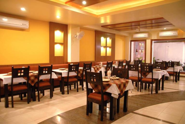 Hotel Ratnawali - A Pure Veg Hotel 