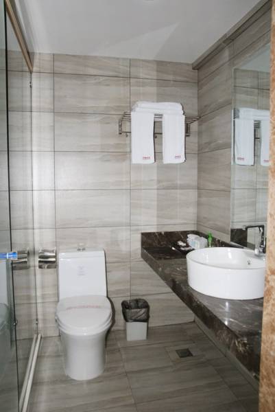Guangdong Oversea Chinese Hotel 