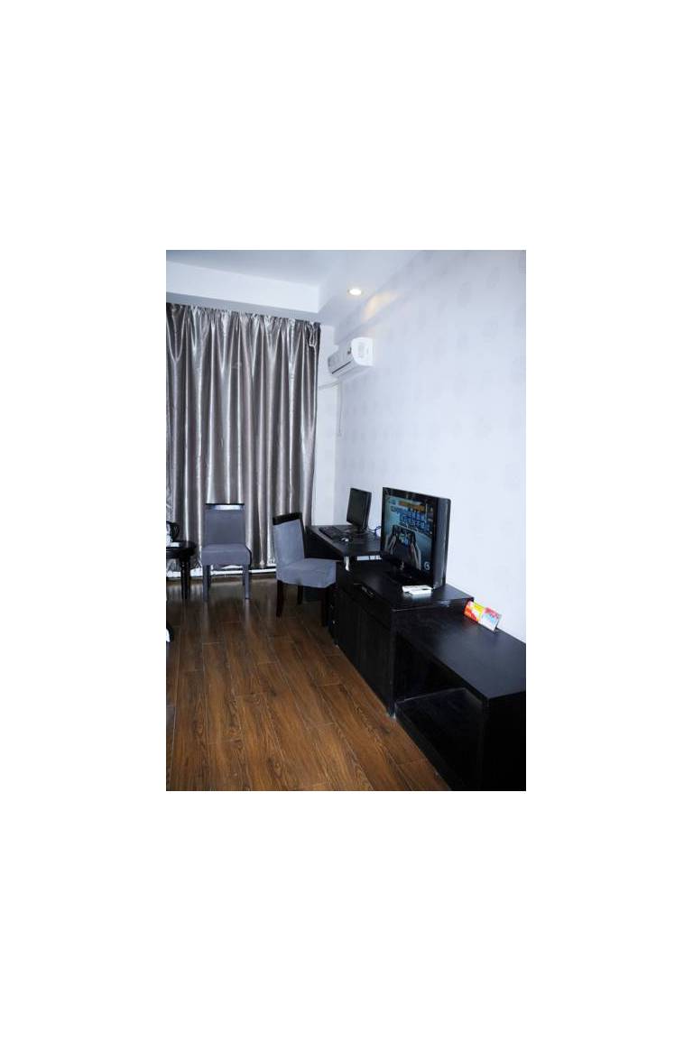 Super8 Hotel Hohhot Changlegong 