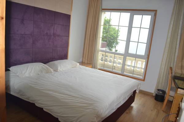 Dream Ship International Hotel  3* Китай, Циндао