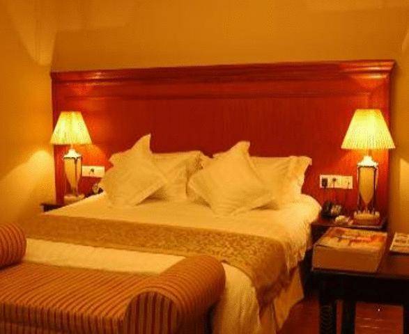 Hotel Carolina (Xinhua Branch)  3* Китай, Шанхай