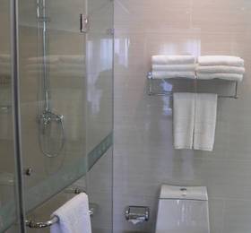Beijing Golden Bay ApartHotel  в Пекине