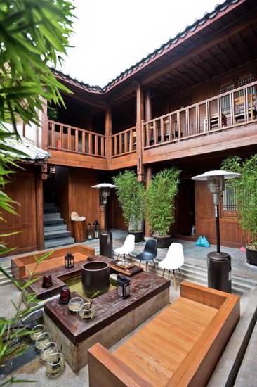 Lijiang Joyful Boutique Hotel  4* Китай, Лицзян