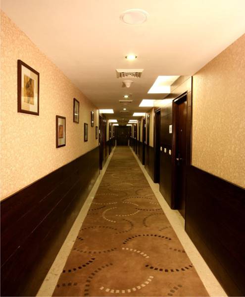 1589 City Mark Hotel, Gurgaon  4*