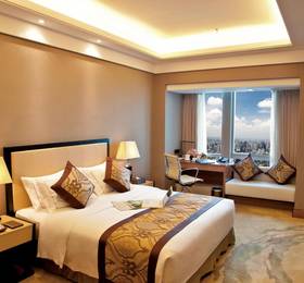 Vertical City Hotel Guangzhou  в Гуанчжоу