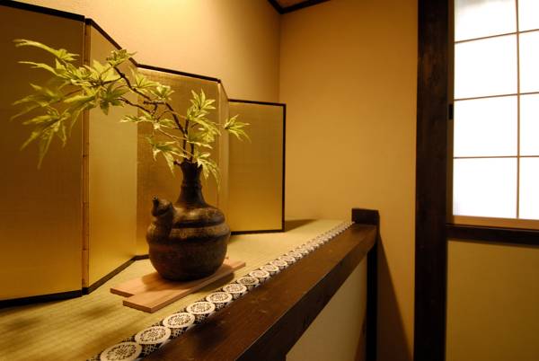 Kyo Machiya Tenshi Tsukinuke 