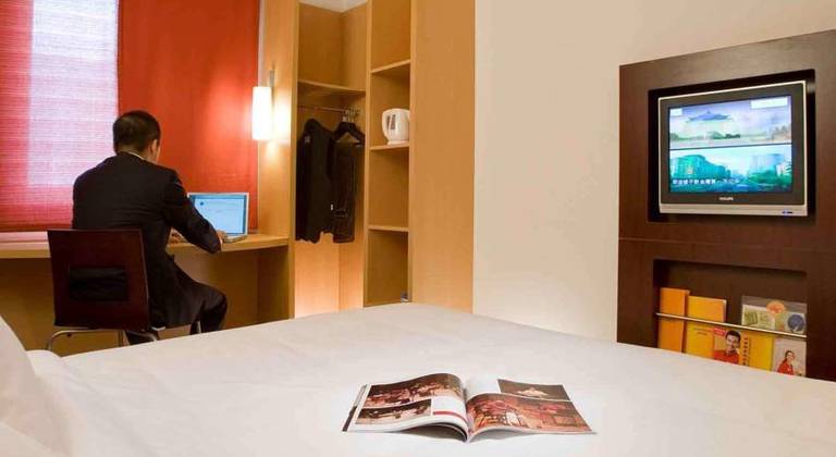 Hotel Ibis Shanghai Lianyang 