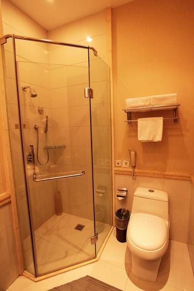 Enjoying International Hotel  4*