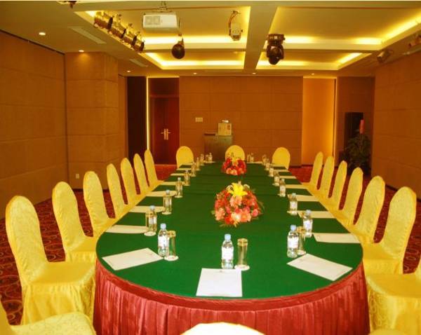 Beijing Tailong Plaza Hotel 