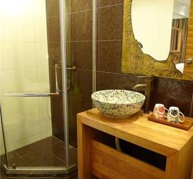 Flower Inn Hubin - Hangzhou  в Ханчжоу