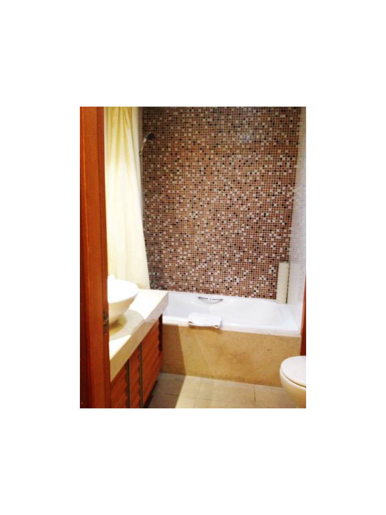 King Tai Service Apartment 