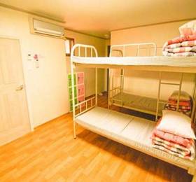 Kimchee Hongdae Guesthouse  в Сеуле