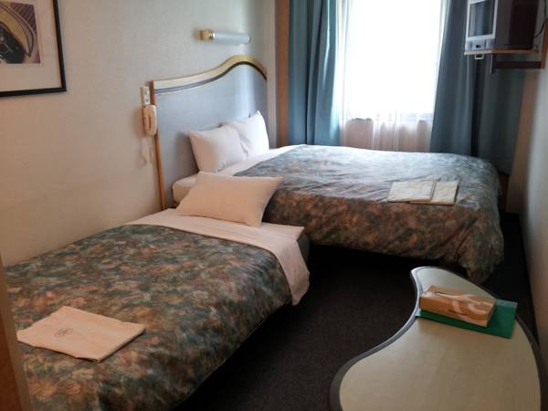 Family Inn Fifty's Osaka 